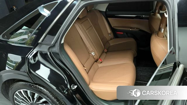 Hyundai Grandeur Hybrid (GN7) 2023 Черный из Кореи, фото 2