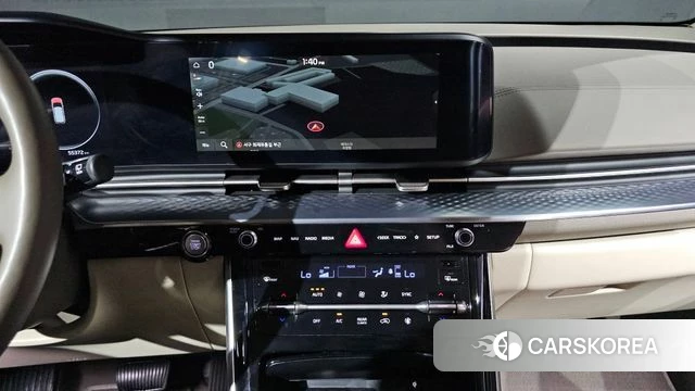 Kia Carnival 4th generation 2023 Белый из Кореи, фото 2