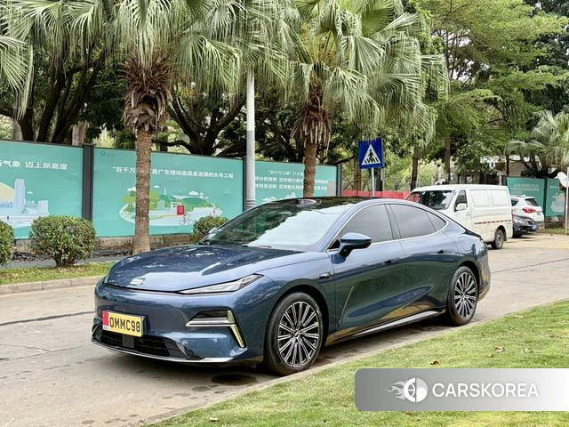 Geely Galaxy Galaxy Sparkle 8 PHEV 2025 Синий из Китая, фото 2