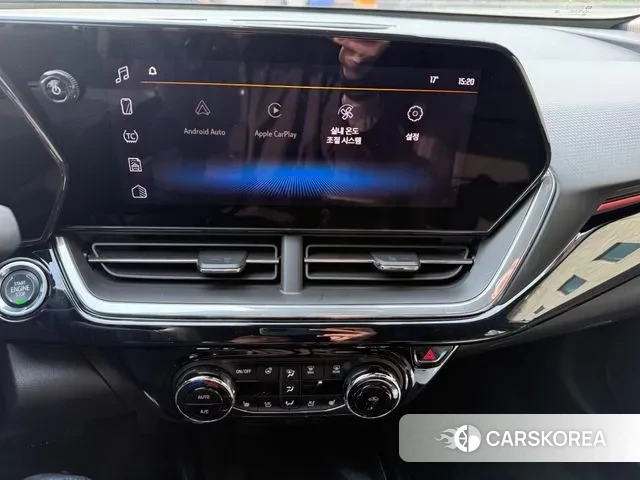 Chevrolet (GM Daewoo) Trax Crossover 2023 Белый из Кореи, фото 2