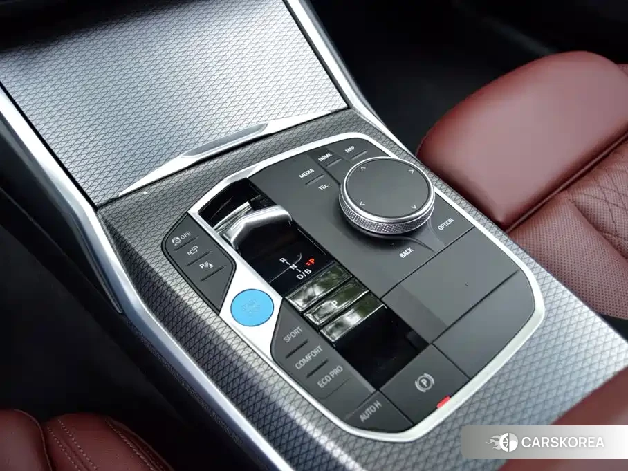 BMW i3 2023 Черный из Китая, фото 2