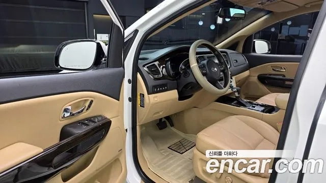 Kia The New Carnival 2019 Белый из Кореи, фото 2