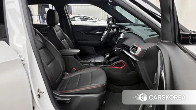 Chevrolet (GM Daewoo) Trailblazer 2023 Белый из Кореи, фото 2