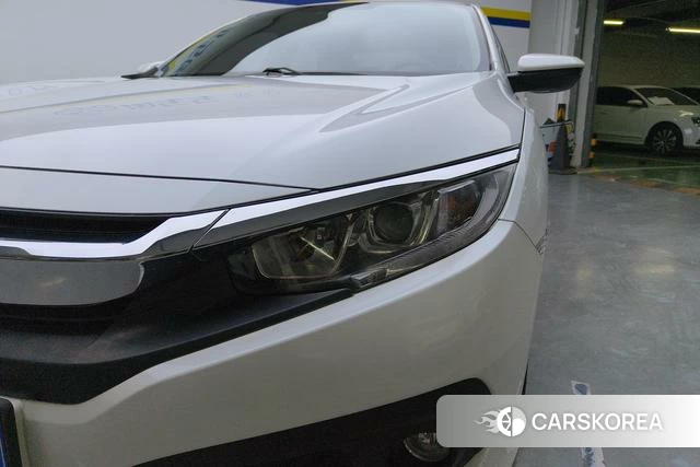 Honda Civic 2019 Белый из Китая, фото 2