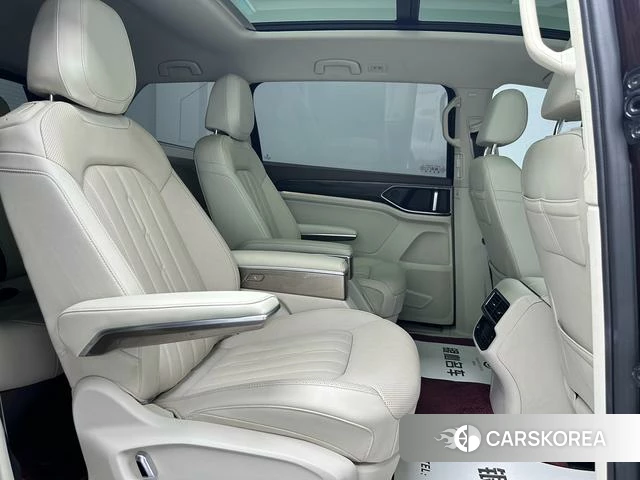 Volkswagen Weiran 2023 Красный из Китая, фото 2