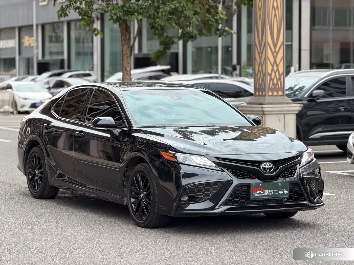 Toyota Camry 2023 Черный из Китая, фото 3