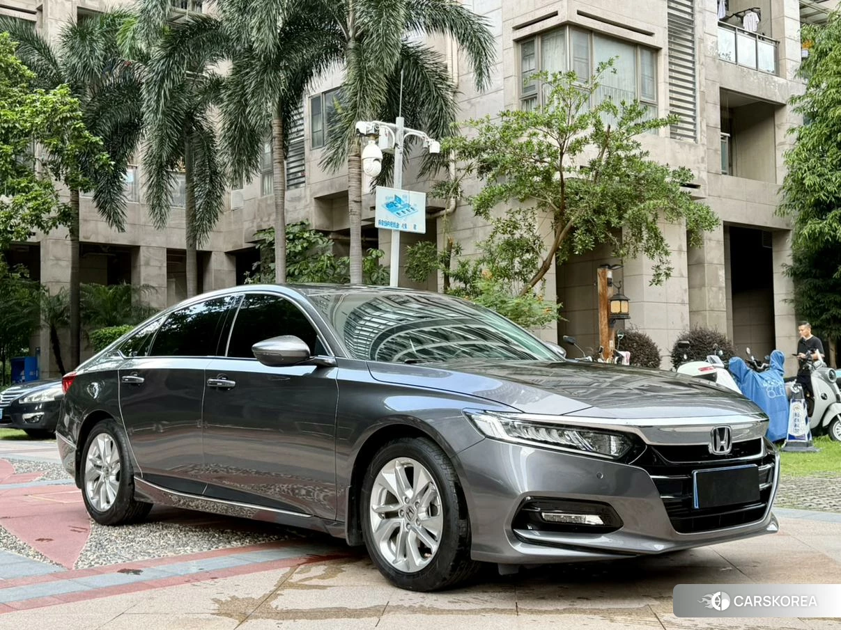 Honda Accord 2019 Темно-серый из Китая, фото 2