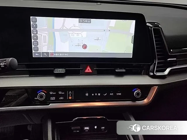 Kia Sportage 5th Generation 2023 Белый из Кореи, фото 2