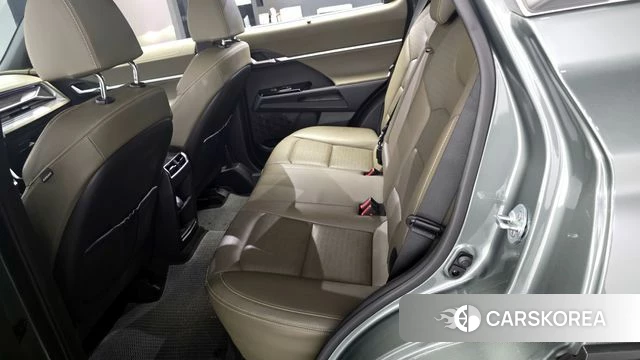 Ssangyong Torres 2023 Цвет галактики из Кореи, фото 2