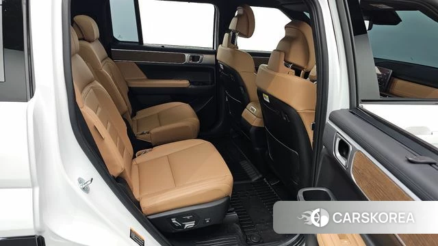 Hyundai Santa Fe (MX5) 2024 Белый из Кореи, фото 2