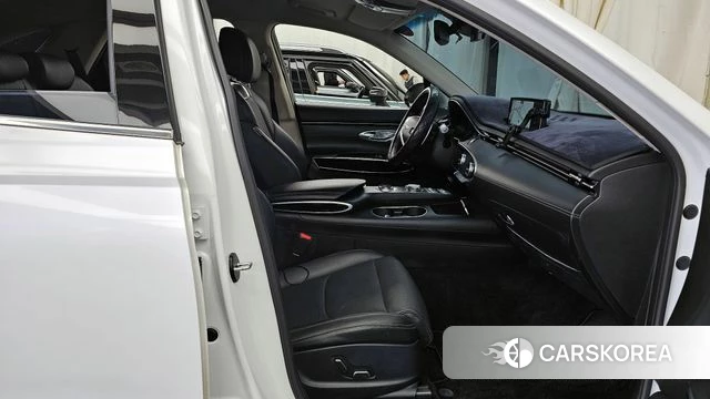 Genesis GV70 2022 Белый из Кореи, фото 2