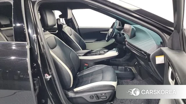 Kia EV6 2023 Черный из Кореи, фото 2