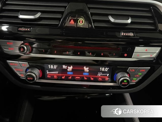 BMW 5 Series (G30) 2019 Серый из Кореи, фото 2