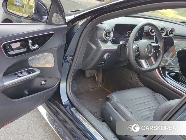 Mercedes-Benz Class C 2025 Черный из Китая, фото 2