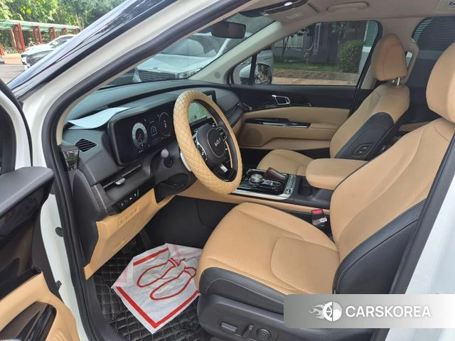 Kia Carnival 4th generation 2023 Белый из Кореи, фото 2