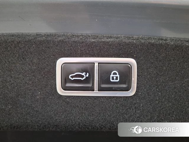 Genesis G80 (RG3) 2022 Серебристо-серый из Кореи, фото 2