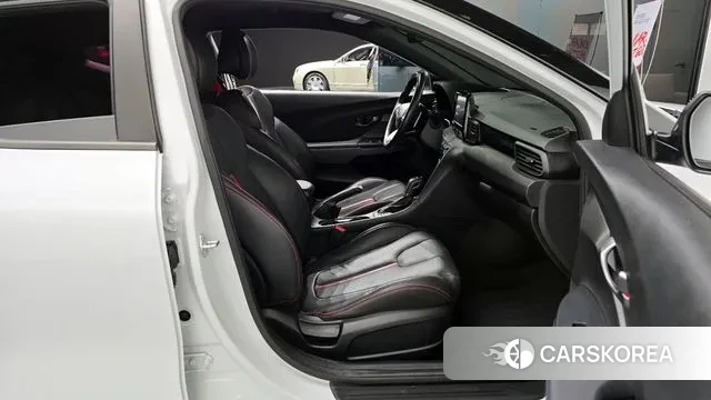 Hyundai Veloster (JS) 2018 Белый из Кореи, фото 2