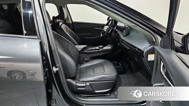 Kia EV6 2022 Серый из Кореи, фото 2