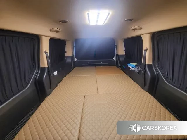 Hyundai Staria 2021 Белый из Кореи, фото 2