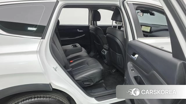 Hyundai The New Santa Fe 2022 Белый из Кореи, фото 2