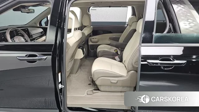 Kia The New Carnival 4th Generation 2024 Черный из Кореи, фото 2