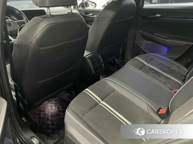 Volkswagen Golf 2021 Темно-серый из Китая, фото 2