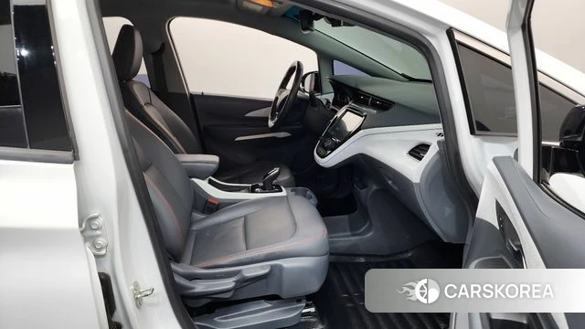 Chevrolet (GM Daewoo) Bolt EV 2018 Белый из Кореи, фото 2