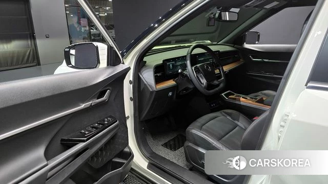 Ssangyong The New Torres 2024 Белый из Кореи, фото 2