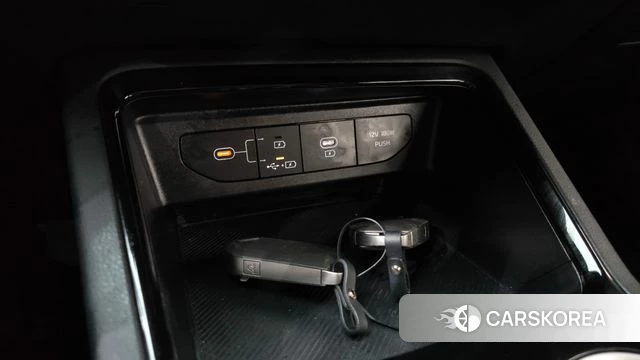 Kia The New K5 Hybrid 3rd generation 2025 Черный из Кореи, фото 2