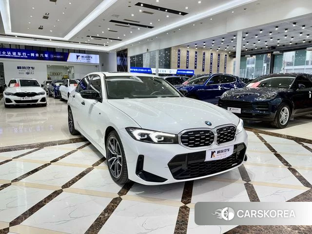 BMW 3 series 2023 Белый из Китая, фото 2