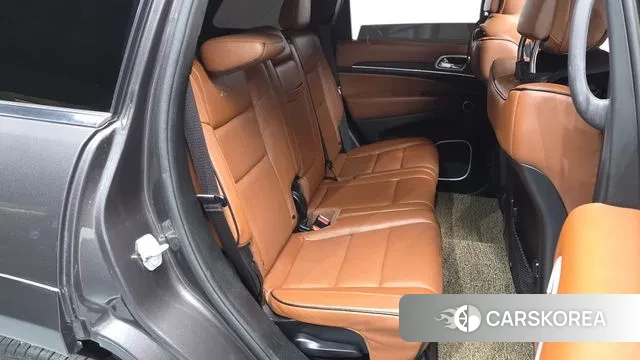 Jeep Grand Cherokee 2021 Серый из Кореи, фото 2