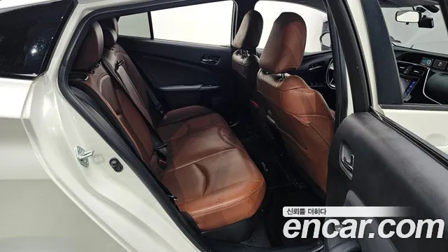 Toyota Prius 4th Generation id 2704919 из Кореи 2