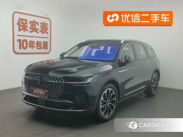 Lincoln Navigator 2023 Черный из Китая, фото 2