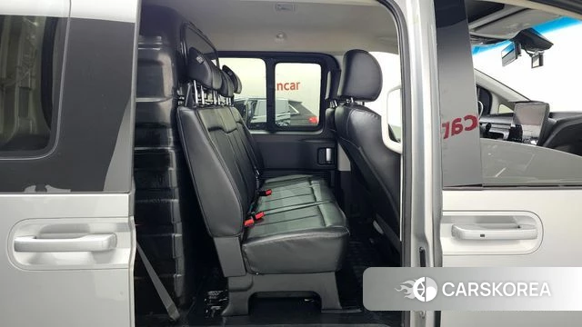 Hyundai Staria 2021 Серебряный из Кореи, фото 2