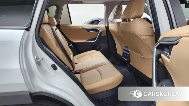 Toyota RAV4 5th Generation 2025 Белый из Кореи, фото 2