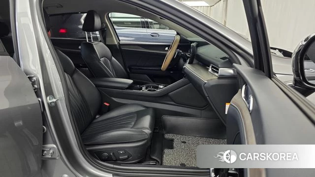 Kia K5 Hybrid 3rd Generation 2023 Серебристо-серый из Кореи, фото 2