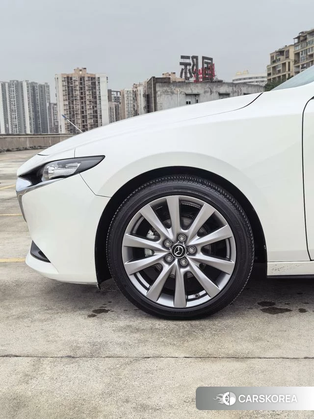 Mazda 3 Angkesaila 2021 Белый из Китая, фото 2