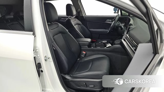 Kia Sportage 5th Generation Hybrid 2022 Белый из Кореи, фото 2