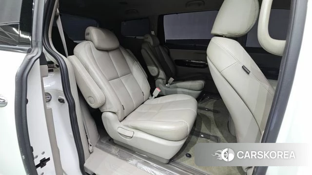 Kia The New Carnival 2018 Белый из Кореи, фото 2