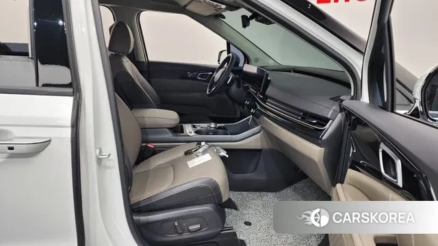 Kia The New Carnival 4th Generation 2024 Белый из Кореи, фото 2