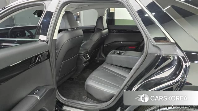 Hyundai Grandeur Hybrid (GN7) 2023 Черный из Кореи, фото 2