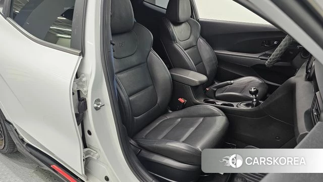 Hyundai Veloster (JS) 2018 Белый из Кореи, фото 2