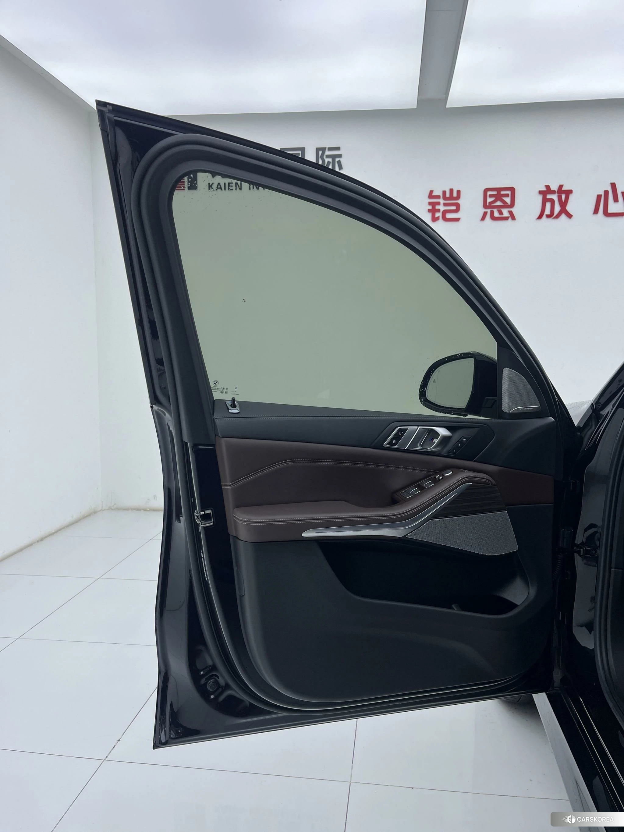 BMW X5 2025 Черный из Китая, фото 2