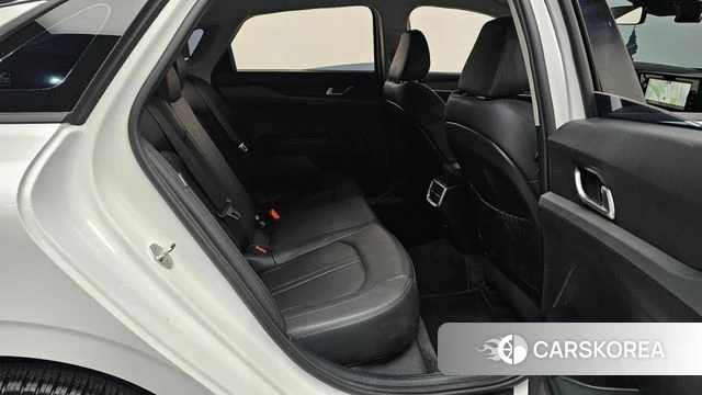 Kia K5 3rd generation 2023 Белый из Кореи, фото 2