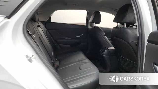 Hyundai Avante (CN7) 2022 Белый из Кореи, фото 2