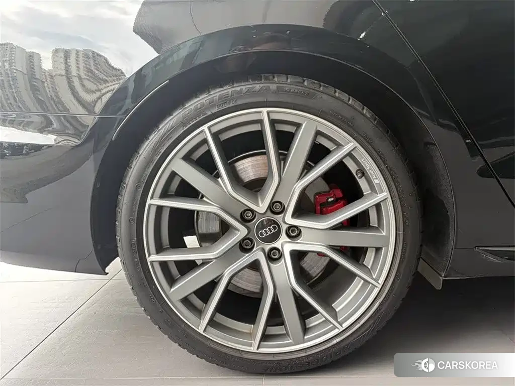 Audi S4 2025 Черный из Китая, фото 2