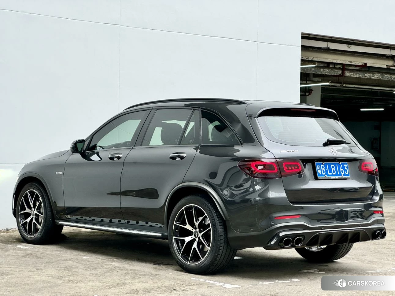 Mercedes-Benz GLC AMG 2021 Темно-серый из Китая, фото 2