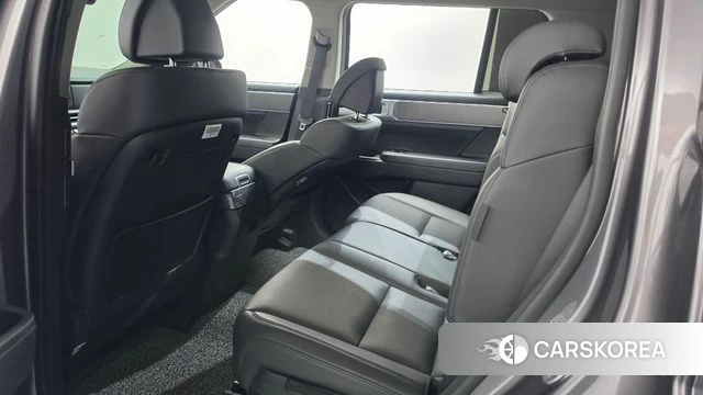 Hyundai Santa Fe (MX5) 2023 Серый из Кореи, фото 2