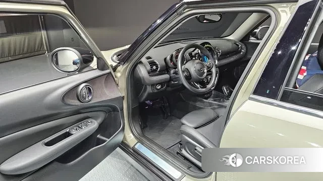 Mini Cooper Clubman 2019 Серебристо-серый из Кореи, фото 2