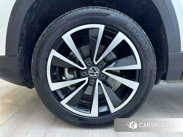 Volkswagen Tuyue 2022 Белый из Китая, фото 2